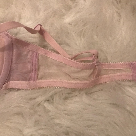 Victoria’s Secret pink polka dot bra size 34C - Picture 8 of 8